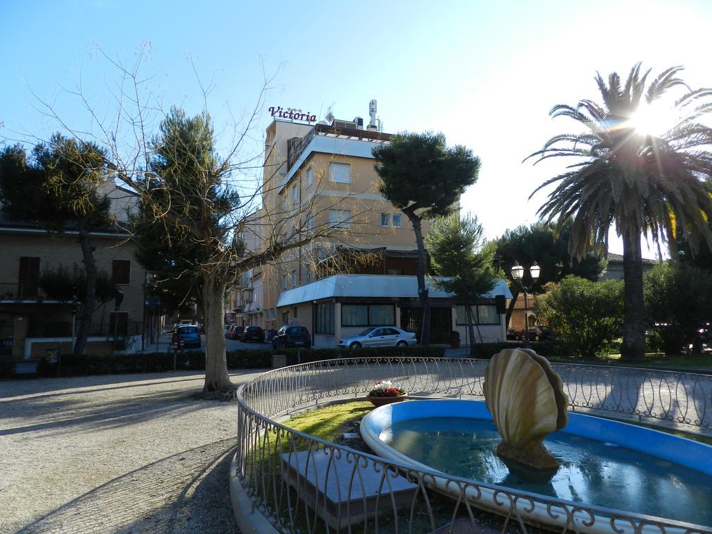 Hotel Victoria Porto San Giorgio Exterior foto